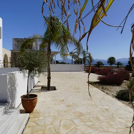 The View 2 Parikia (Paros)